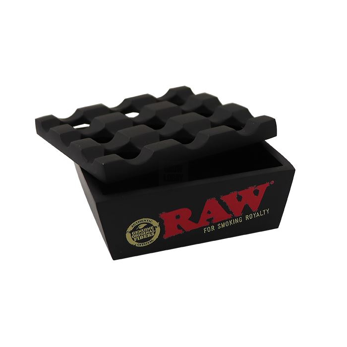 RAW Cenicero Regal Black